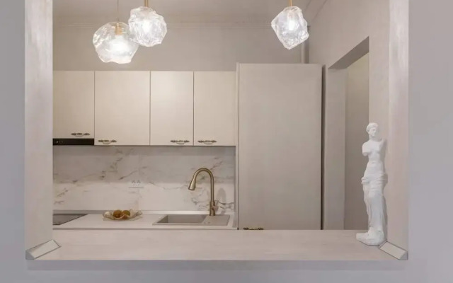 Maison Elysee - An Elegant Apartment in Piata Romana