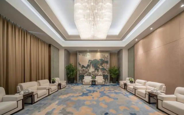 Wuhan Optics Valley Convention Hotel