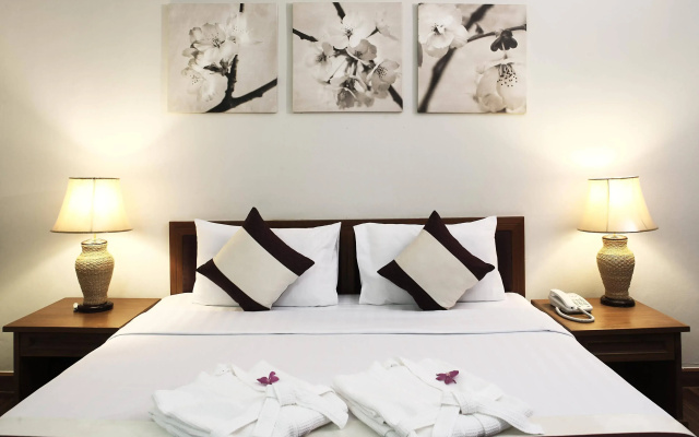 TK Palace Hotel & Convention