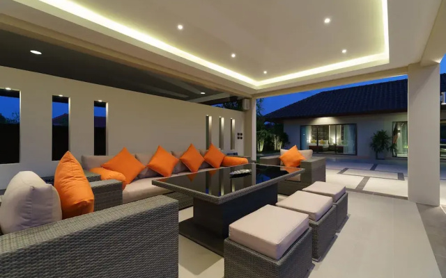 Luxury Pool Villa 134
