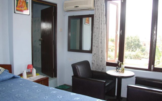Hotel Travel-Inn