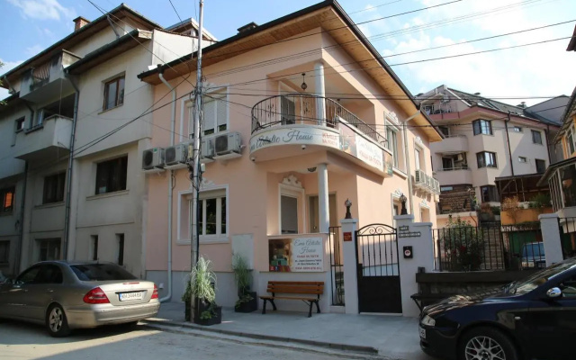 Ema Artistic House