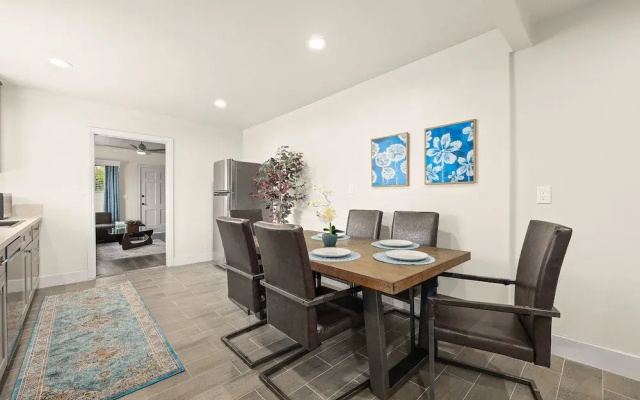 Stylish & Charming 15min to Downtown LA