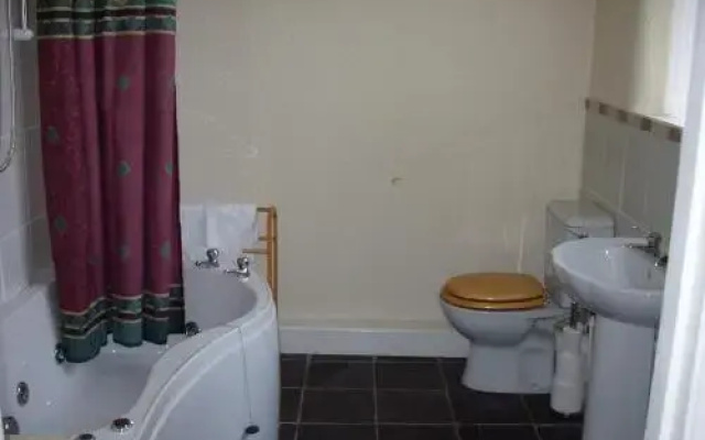 Grove Court Hotel