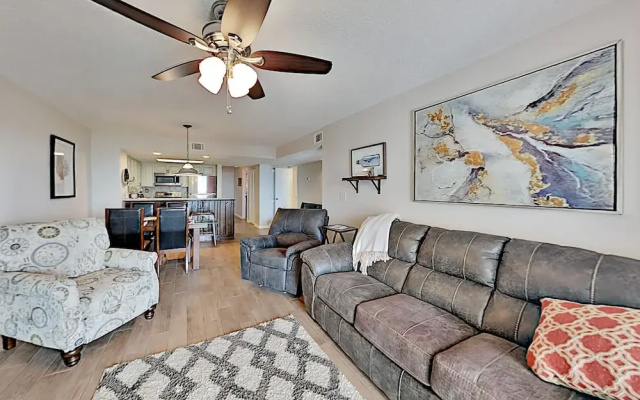 905smark 3 Bedroom Condo