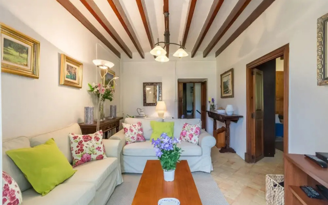 Charming Country House in Esporlas