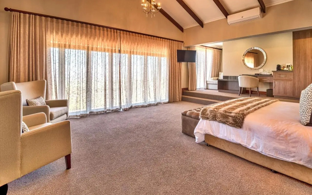Intle Game Lodge