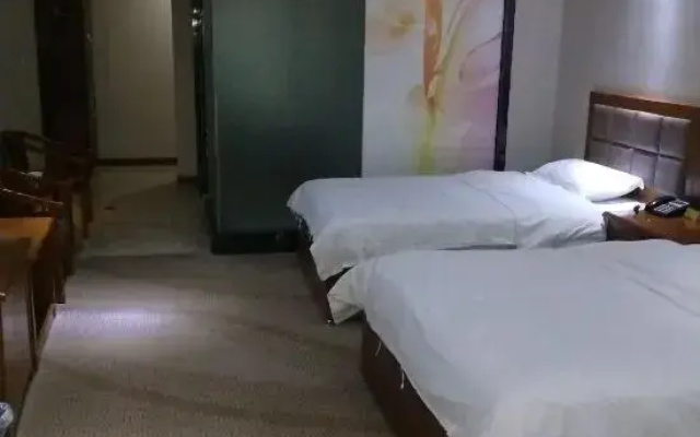Jinzhong Holiday Business Hotel (Shaqu Court Military District General Hospital)