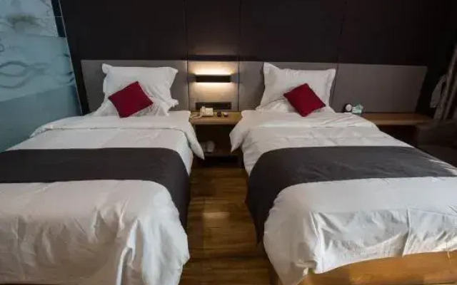 Guangtai Business Hotel (Tangshan Rongxin Road Branch)