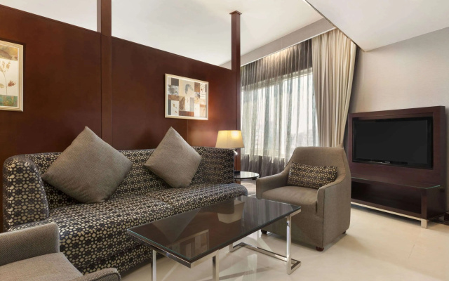 Отель Howard Johnson by Wyndham Bur Dubai