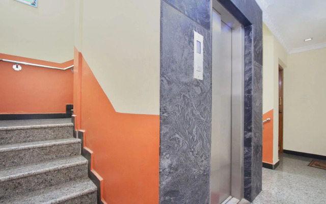 Hotel Nayaab Comforts by OYO Rooms