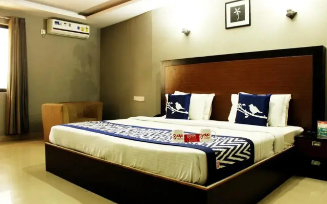 OYO 1177 Hotel Sky Wood Inn & Suites