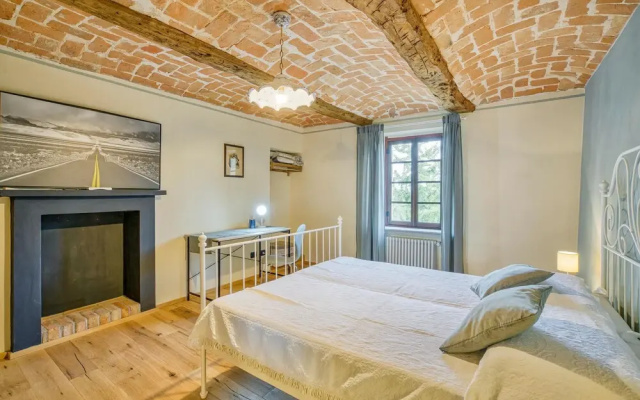 Amazing Home in Belveglio With 4 Bedrooms and Wifi