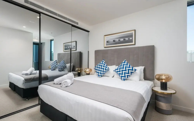 Collins House Apartments by CLLIX