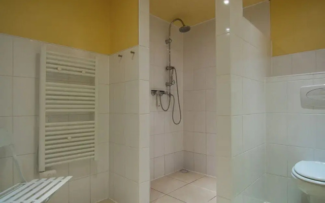 Spacious Gite With Large Terrace