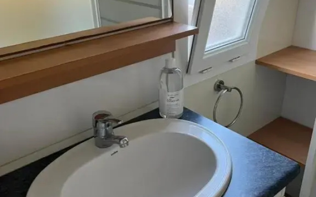 Mobilhomme bungalow 6 personnes villeneuve loubet marina baie des anges