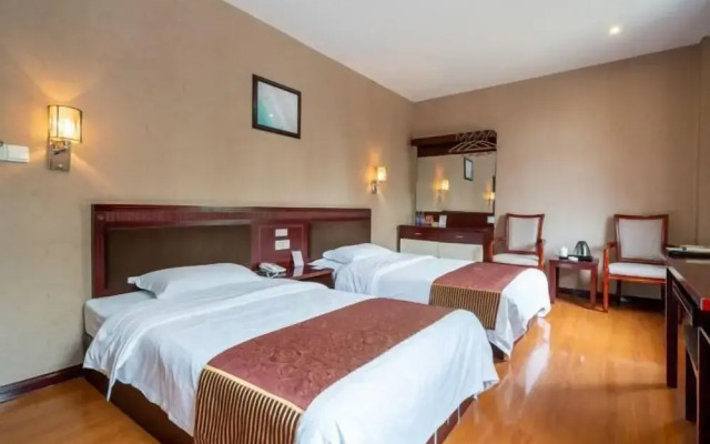 Jinri Business Hotel