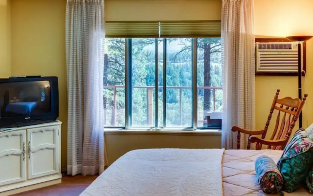 Durango Wilderness Retreat