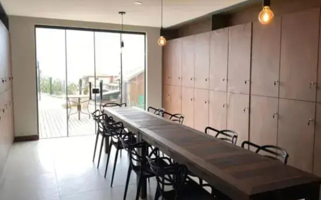 Loft 207 com vista para a piscina e Farol