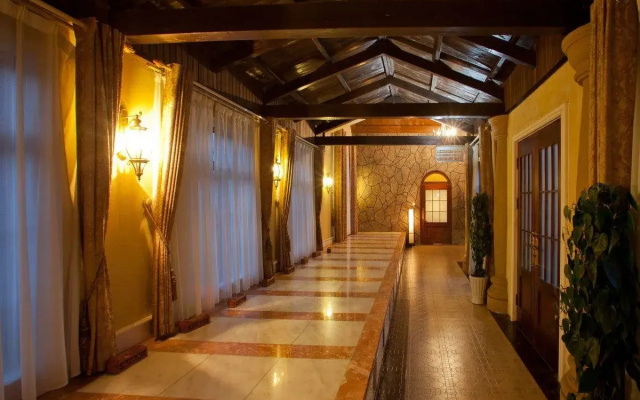 Qingdao Xianggen Hot Spring Resort
