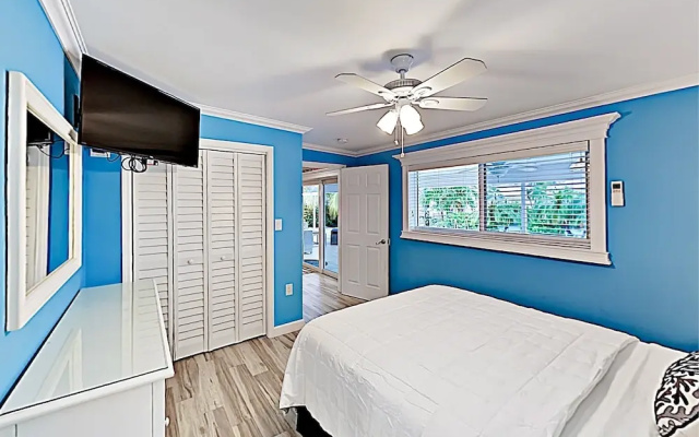 261 11th St Home