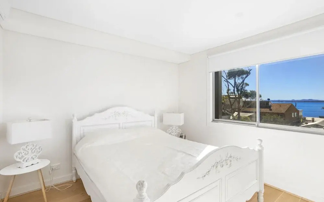 The Shoal Apartments, Unit 310
