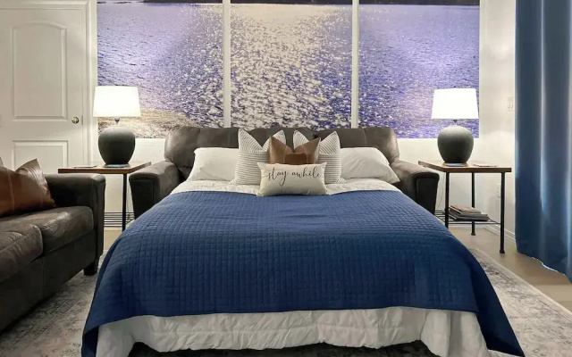 Branson Escape: Pool, Game Table, Sleeps up to 10!