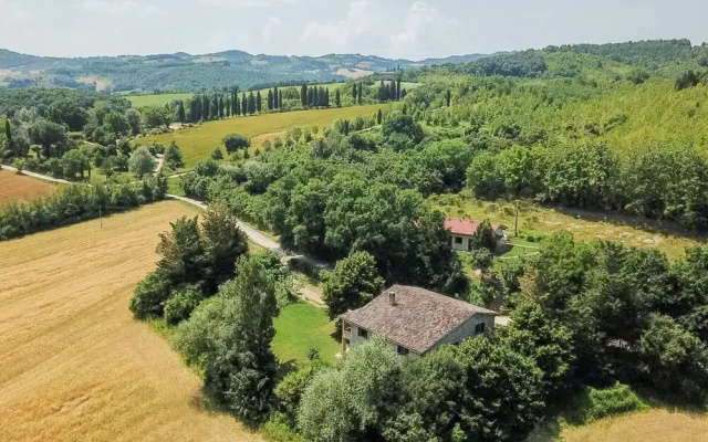 Tiglio Charming Apartment in Italy for 2 People