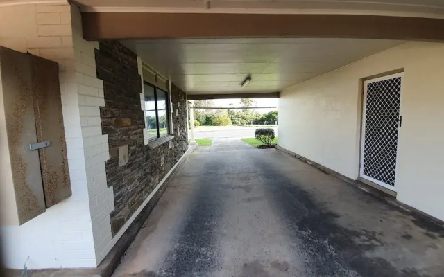 Robe Heaven Motel