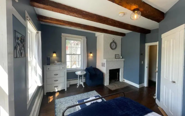 Stone Hearth Inn and Eatery