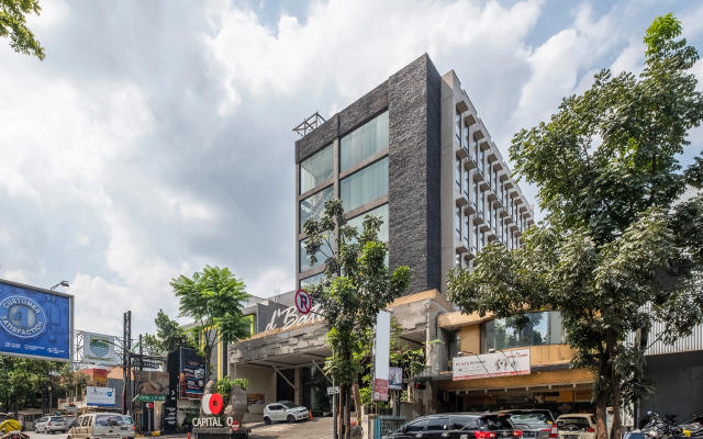 Capital O 991 D'batoe Boutique Hotel