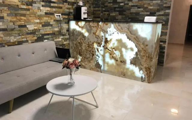 Mav Boutique Villa Cm
