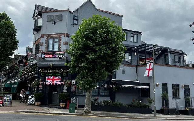 The Barrington Hotel