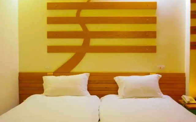 Thanh Lich Hotel