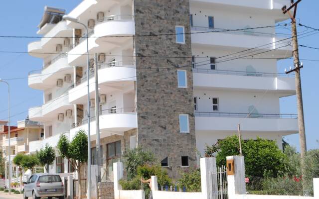 Апартаменты Visi Apartments вид на фасад