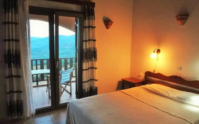 Eriki Studios & Apartments
