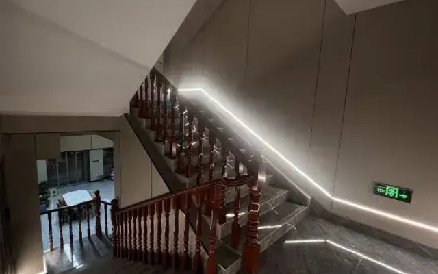 Canghai Yishu B&B