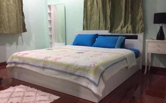 Chaleena Homestay