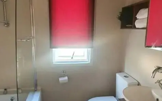 3bed Holiday Home in Clacton-on-sea, Sleeps 8