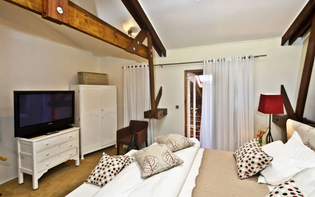 The Lofts Boutique Hotel