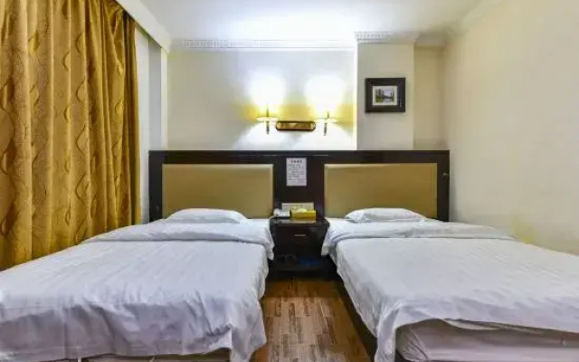 Longsheng Business Hotel