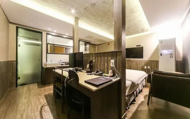 Gimhae Jangyu am Hotel
