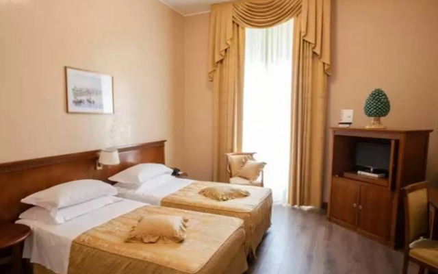 Excelsior Palace Hotel