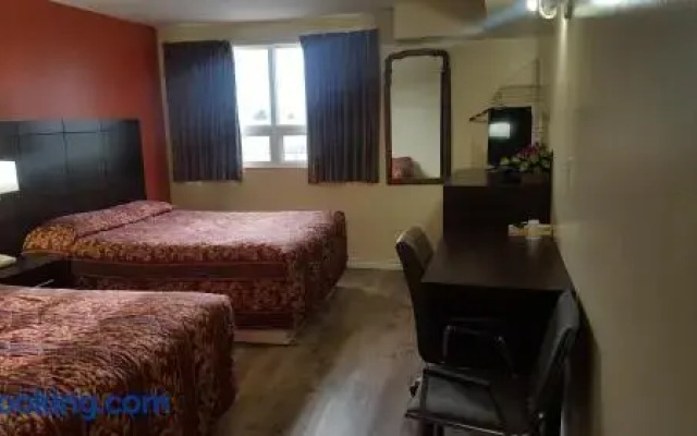 Royal Windsor Inn & Suites
