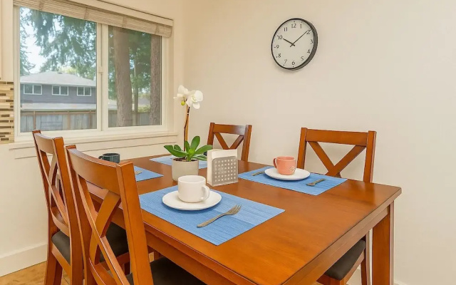 Lower Queen Anne Townhome
