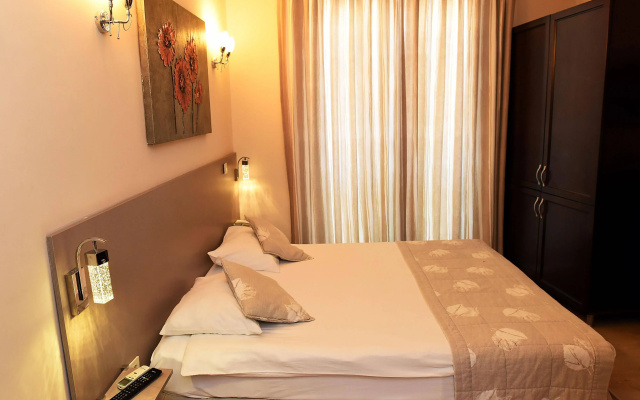 Marine House Boutique Hotel