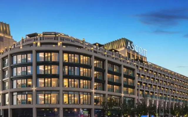 Qianhu Hotel
