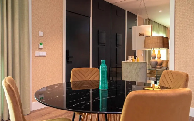 Luxury Apartment Near Torre del Oro Betis Xvii