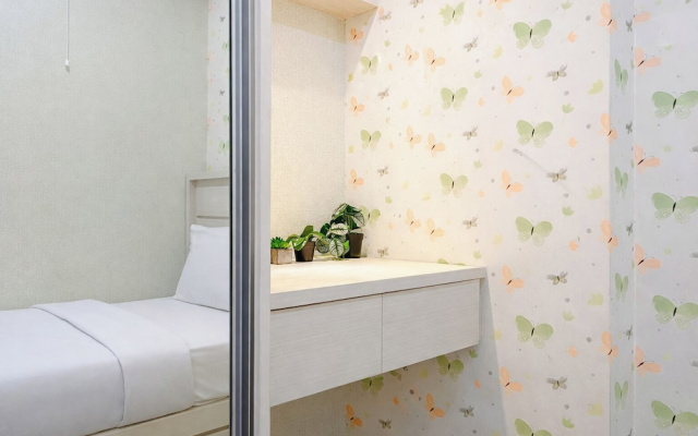 Neat 2Br For 3 Pax At Bassura City Apartment