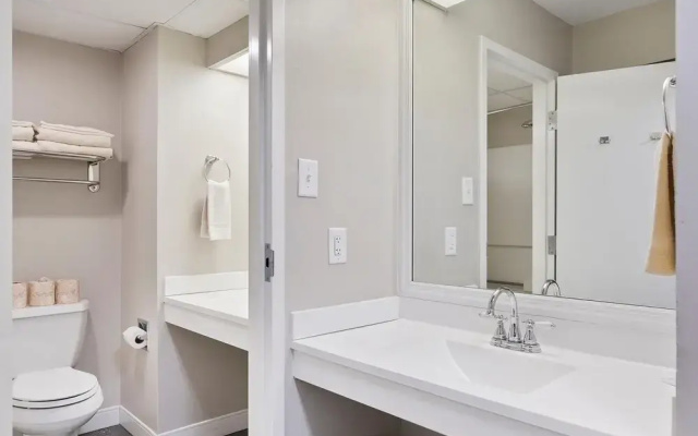Top Floor Standard Suite